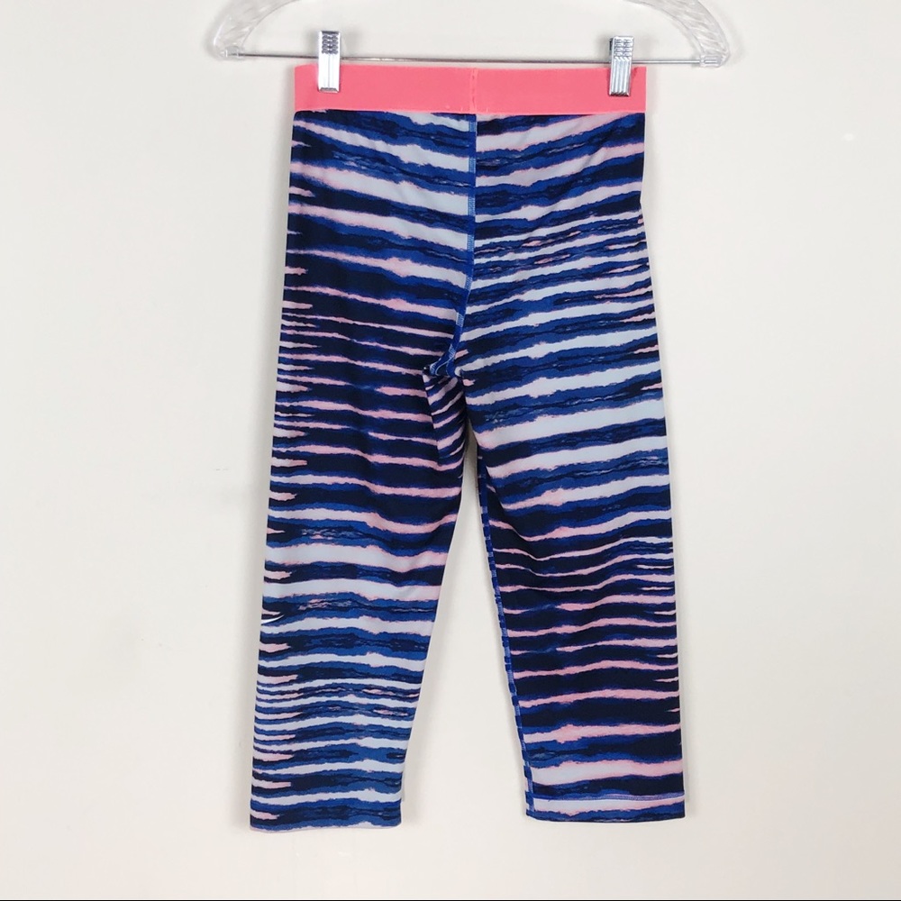 Nike Pro Tiger Stripe Printed Capri Leggings Small - Picture 4 of 8
